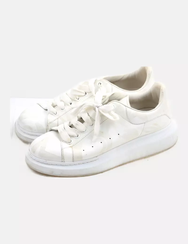Alexander McQueen Zapatilla blanca casual