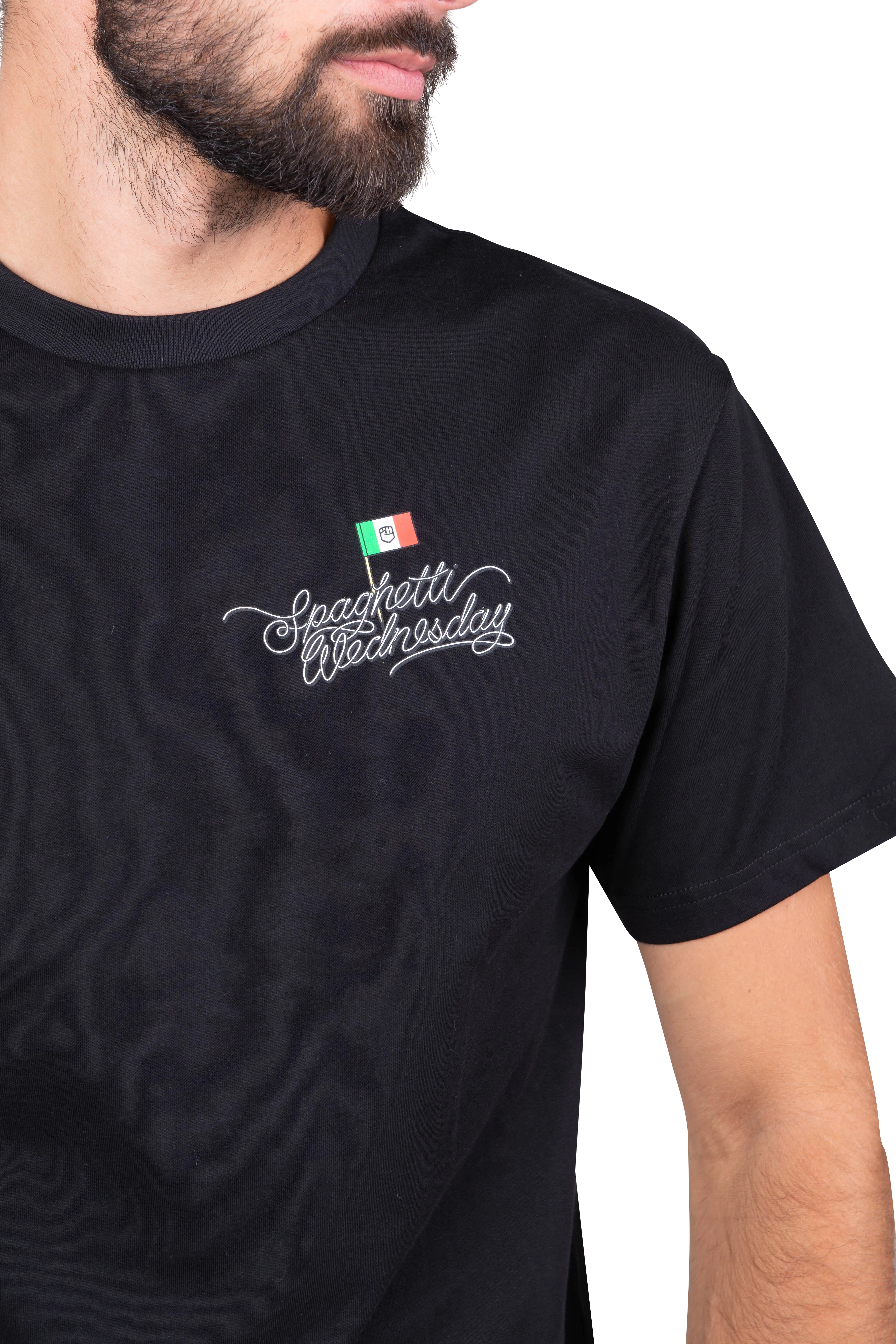Camiseta Fist Spaghetti Wednesday Negra
