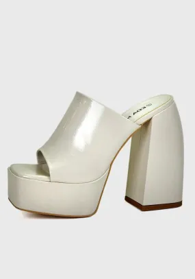 Sandalia Anuk Beige